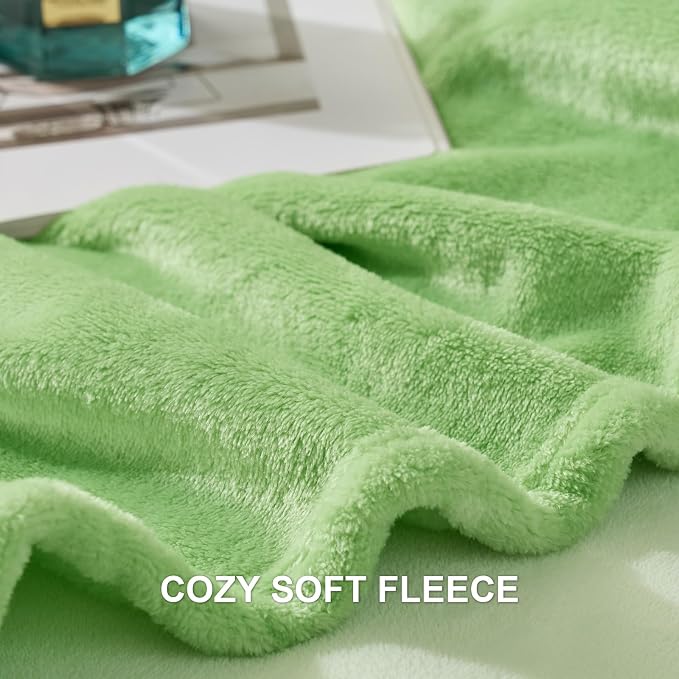 Hansleep Throw XL Grass Green Fleece Blanket, Soft Flannel Bed Blanket | Fuzzy Cozy Blanket 50x70 Inches, Multi-use for Bed, Sofa, Couch, Travel, Camping, All Season Warm Lightweight Cover