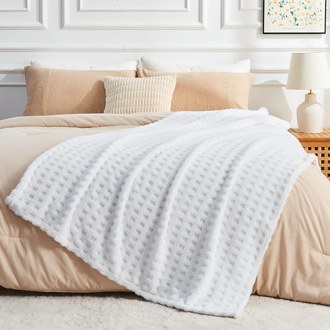NEWCOSPLAY 3D Waffle Checkered Flannel Twin Blanket, White, 60"x80" | Super Soft Cute Lightweight Decorative Premium Silky Fleece Blanket for Couch Sofa Bed, Gift for Women Men, All Season Use