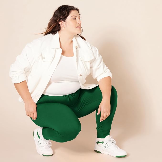 Amazon Essentials Women's Fleece Jogger Sweatpant (Available in Plus Size)