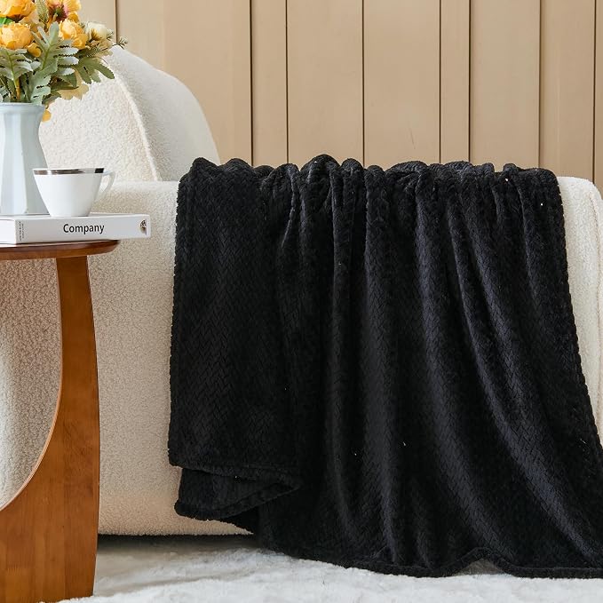 NEWCOSPLAY Fleece Leaves Pattern Queen Blanket, Black, 90"x90" | Super Soft Throw Blanket, Lightweight Cozy Bed Sofa Blanket, Premium Silky Flannel Fleece, Travel Blanket for All Season Use