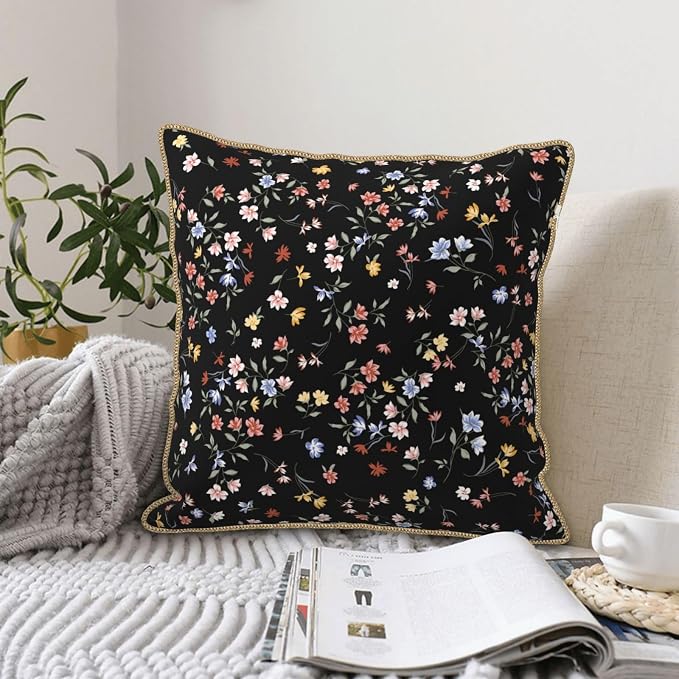 Black Floral Velvet Pillow Covers 18x18 Inch Vintage Colorful Wildflower Throw Pillows For Couch Farmhouse Cushion Covers Pillowcase Spring Summer Plant Pillow Cases For Sofa Bed Outdoor Decor