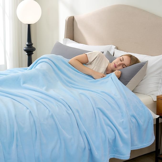 Hansleep Twin Light Blue Fleece Blanket, Soft Flannel Bed Blanket | Fuzzy Cozy Blanket 60x80 Inches, Multi-use for Bed, Sofa, Couch, Travel, Camping, All Season Warm Lightweight Cover