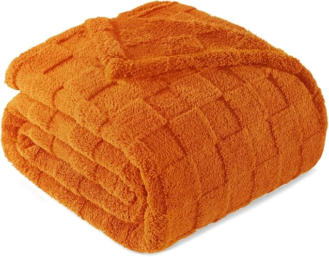 Exclusivo Mezcla 3D Checkered Fleece Twin Blanket for Bed, Burnt Orange | Super Soft and Cozy Fluffy Bed Blanket, Cute Fuzzy Blanket for Teens Back to School, Dorm Essentials, All Season, 60"x80"