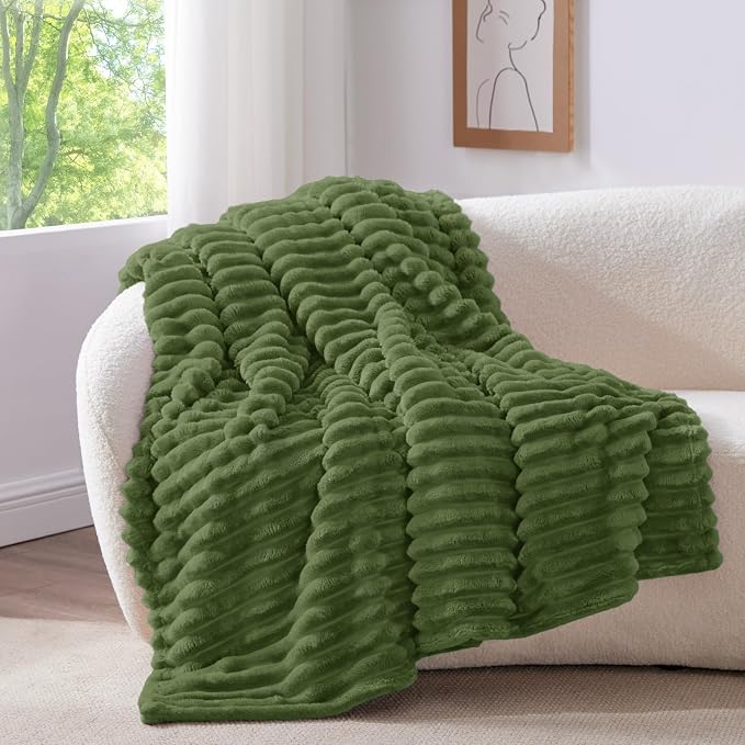 BEDELITE Ribbed Twin Blanket for Couch & Bed, Moss, 60"x80" | Ultra-Soft Plush Fleece, Cozy, Warm Yet Lightweight, Ribbed Texture, Home Decor, Machine Washable, Giftable, All-Season Use