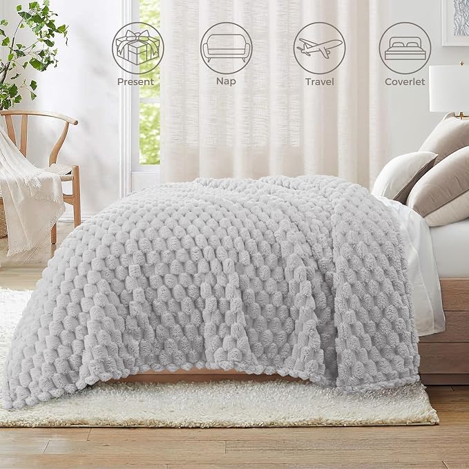 Whale Flotilla Soft 3D Fleece Throw Blanket for Couch & Bed, Light Grey | Super Cozy Lightweight Plush Fluffy Throw, Luxury Decorative All‑Season Couch Cover Blanket for Sofa & Office Chair, 50"x60"
