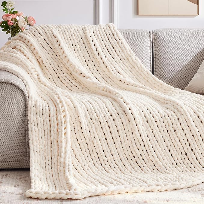Negwoo Chunky Knit Throw Blanket, Knitted Throw Chenille Yarn, 40"*50" | Soft Thick Cable Knitted Blankets, Handmade Big Thick Blanket, Machine Washable Cute Comfy Blanket for Home Decor,Cream White