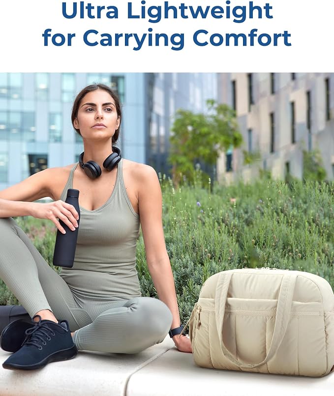BAGSMART Duffle Bag for Travel, Gym Bag for Women, Weekender Carry on Bag | PVC Wet Pocket, Airline Approved Personal Carry-on Size, Fits Under-seat, One Bag for Gym, Travel, Hospital, Overnight