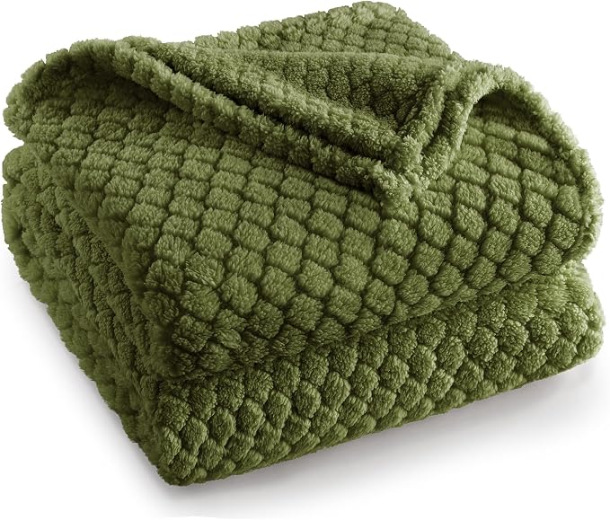 Exclusivo Mezcla Soft Fleece Twin Size Blanket for Bed, Olive Green | Jacquard Lightweight Cozy Bed Blanket, Breathable Decorative Fuzzy Textured All Season Use, 60x80 Inches