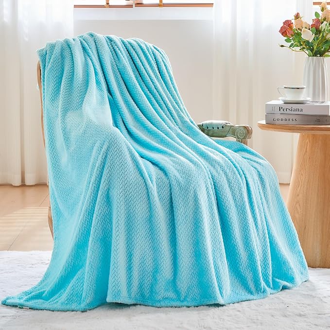NEWCOSPLAY Fleece Leaves Pattern Queen Blanket, Turquoise, 90"x90" | Super Soft Throw Blanket, Lightweight Cozy Bed Sofa Blanket, Premium Silky Flannel Fleece, Travel Blanket for All Season Use