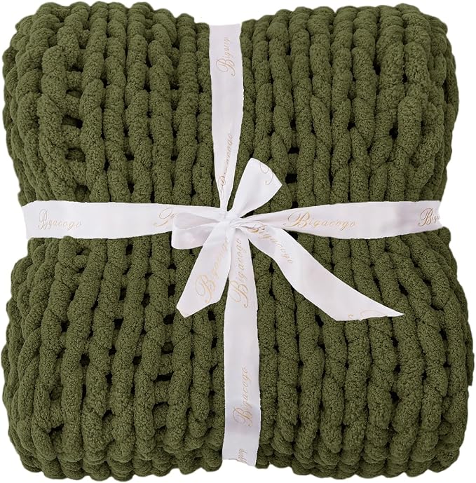 Bigacogo Chunky Knit Throw Blanket for Couch, 40x80 inches, Yellow Green | Hand Knit with Jumbo Chenille, Soft Breathable Cable Knit for Sofa Bed Living Room, Machine Washable, Gift for Mom Friend