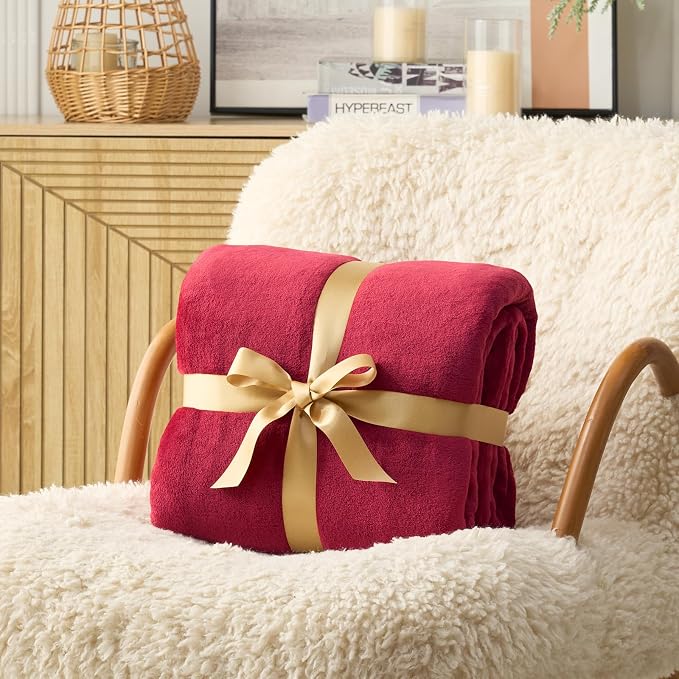 Hansleep Throw Red Fleece Blanket, Soft Flannel Bed Blanket | Fuzzy Cozy Blanket 50x60 Inches, Multi-use for Bed, Sofa, Couch, Travel, Camping, All Season Warm Lightweight Cover