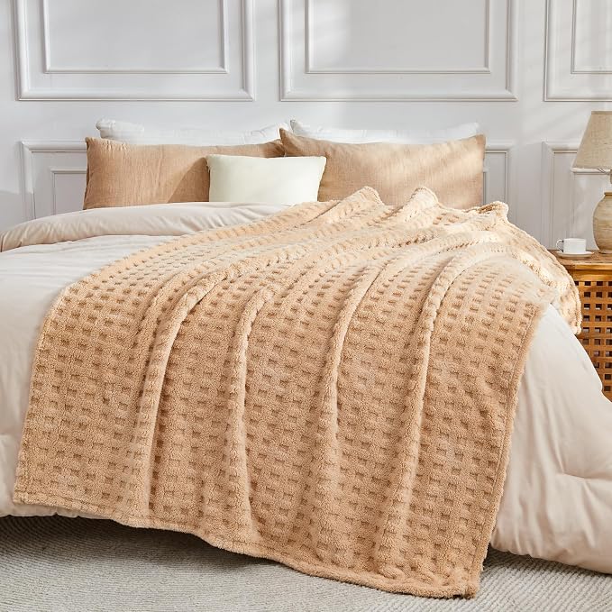 NEWCOSPLAY 3D Waffle Checkered Flannel Twin Blanket, Brown, 60"x80" | Super Soft Cute Lightweight Decorative Premium Silky Fleece Blanket for Couch Sofa Bed, Gift for Women Men, All Season Use