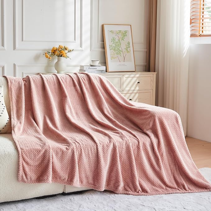 NEWCOSPLAY Fleece Leaves Pattern King Blanket, Dusty Pink, 90"x110" | Super Soft Throw Blanket, Lightweight Cozy Bed Sofa Blanket, Premium Silky Flannel Fleece, Travel Blanket for All Season Use