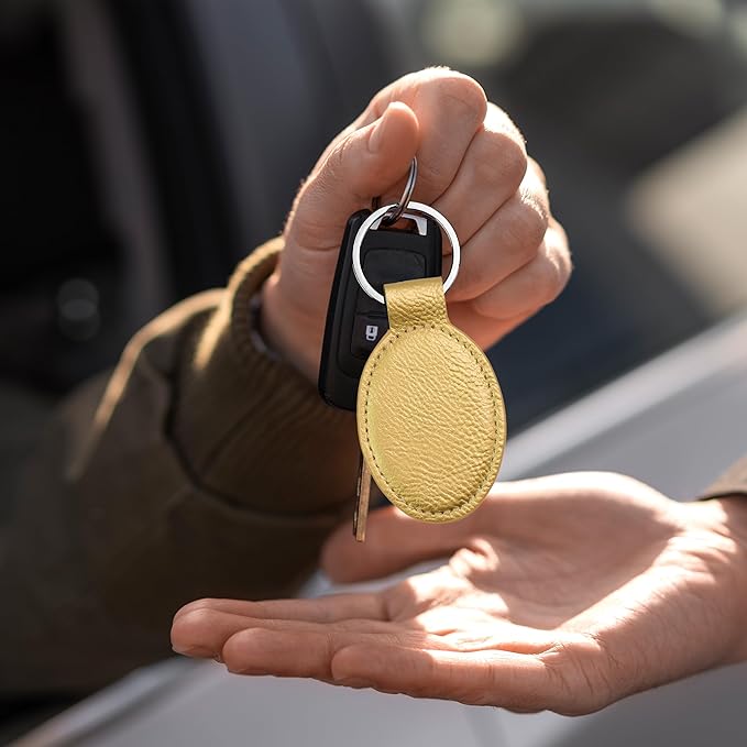 LaserGram Oval Keychain, Palm Trees, Personalized Engraving Included (Gold)