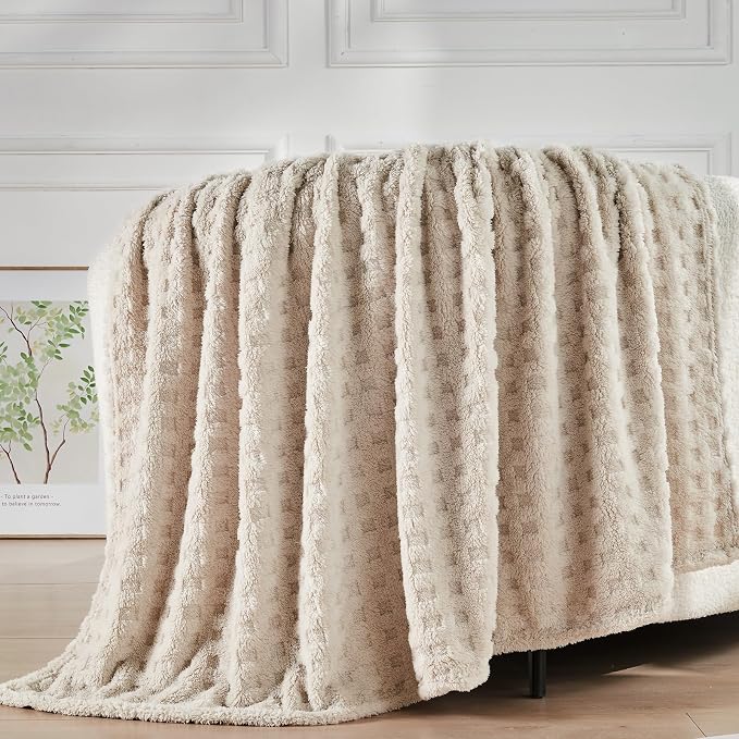 NEWCOSPLAY 3D Waffle Checkered Flannel Twin Blanket, Linen, 60"x80" | Super Soft Cute Lightweight Decorative Premium Silky Fleece Blanket for Couch Sofa Bed, Gift for Women Men, All Season Use