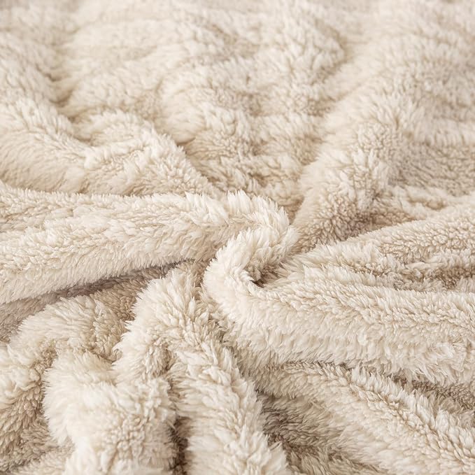 YUSOKI Sherpa Fleece Queen Size Blanket, Linen, 90"x90" | 3D Stylish Design,320GSM, Non-Shedding, Lightweight for All Season Use, stays fluffy after repeated washes, Perfect Gifts