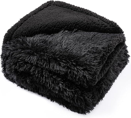Calming Fleece Cat Blankets Black Waterproof Pets Blanket for Dogs Reversible Long Faux Fur Puppy Throw Blankets(Black,L)