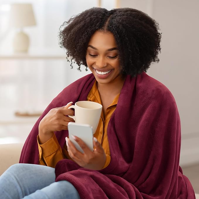 Utopia Bedding Soft Fleece Bed Blanket Throw Size Burgundy (50x60 Inch) | Microfiber Plush Warm Lightweight Breathable Cozy Blanket Anti-Static, All Season Use, Gift for Women and Men