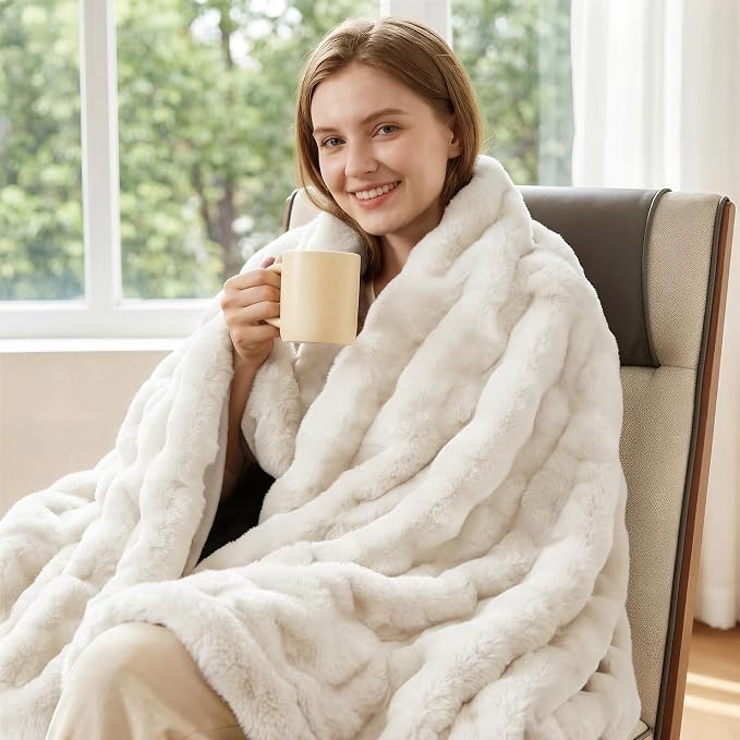 ORINOVA Light Beige Fluffy Blanket King Size Faux Bunny Fur Fuzzy 90x108 Throw Blanket for Bed Thick Furry Blanket King for Couch Bedroom Decor Winter Home Gifts 1000 GSM
