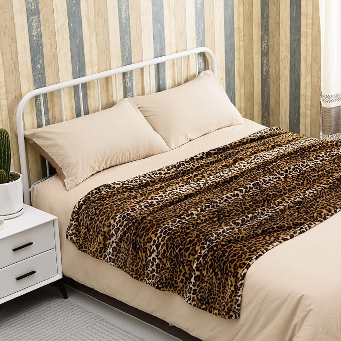 Bnuitland Leopard Print Flannel Twin Size Blanket for Bed Sofa Couch Travel, 300 GSM Double Sided Super Soft Fuzzy Fluffy Cheetah Print Blanket for Adults and Kids, 60x80 inch