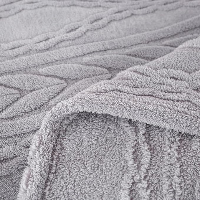 YUSOKI Sherpa Fleece Large Throw Blanket, Light Grey, 50"x65" | 3D Stylish Design,320GSM, Non-Shedding, Lightweight for All Season Use, stays fluffy after repeated washes, Perfect Gifts