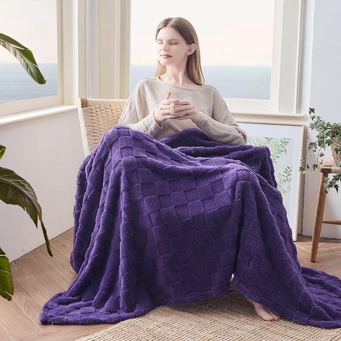 NEWCOSPLAY 3D Checkered Flannel Twin Blanket, Purple Checkered, 60"x80" | Super Soft Cute Lightweight Decorative Premium Silky Fleece Blanket for Couch Sofa Bed, Gift for Women Men, All Season Use