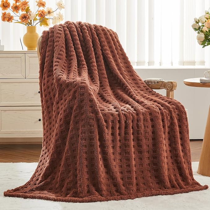 NEWCOSPLAY 3D Waffle Checkered Flannel Throw Blanket, Coffee, 50"x70" | Super Soft Cute Lightweight Decorative Premium Silky Fleece Blanket for Couch Sofa Bed, Gift for Women Men, All Season Use