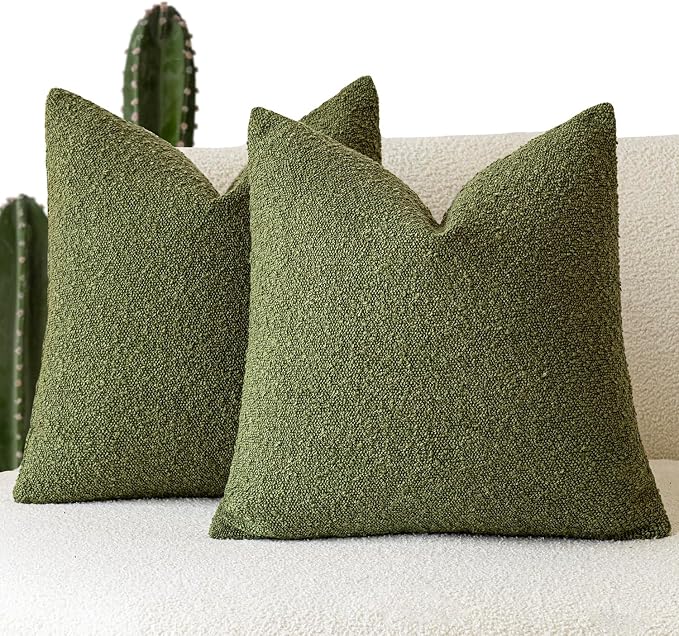Foindtower Pack of 2 Modern Textured Boucle Throw Pillow Covers Accent Solid Decorative Pillow Cases Cozy Woven Couch Cushion Case for Chair Sofa Bedroom Living Room Home Decor, 20 x 20 Inch,Green