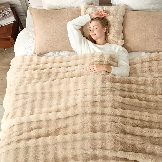 Cozy Bliss Faux Fur Throw Blanket for Couch, Bubble Plush Blanket King Size, Fuzzy Soft & Thick Blanket for Bed Sofa Living Room, 108x90 Inches Beige