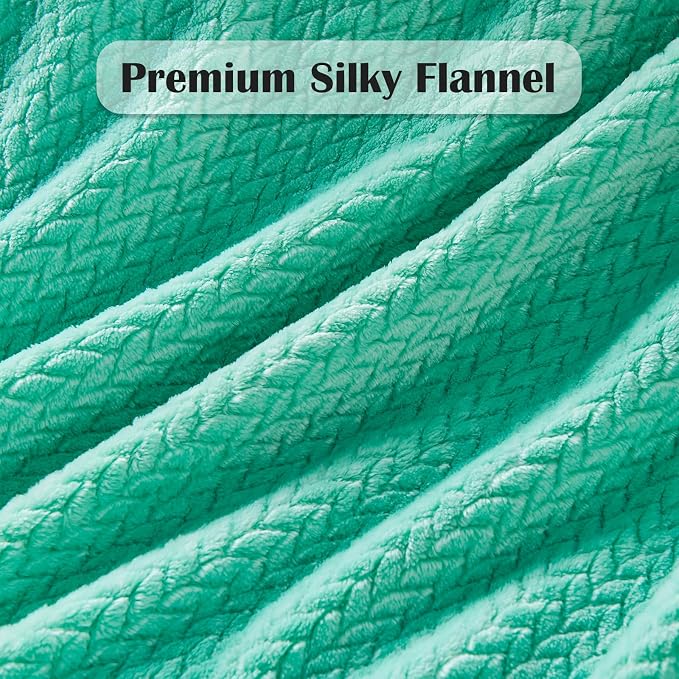 NEWCOSPLAY Fleece Leaves Pattern King Blanket, Aqua, 90"x110" | Super Soft Throw Blanket, Lightweight Cozy Bed Sofa Blanket, Premium Silky Flannel Fleece, Travel Blanket for All Season Use