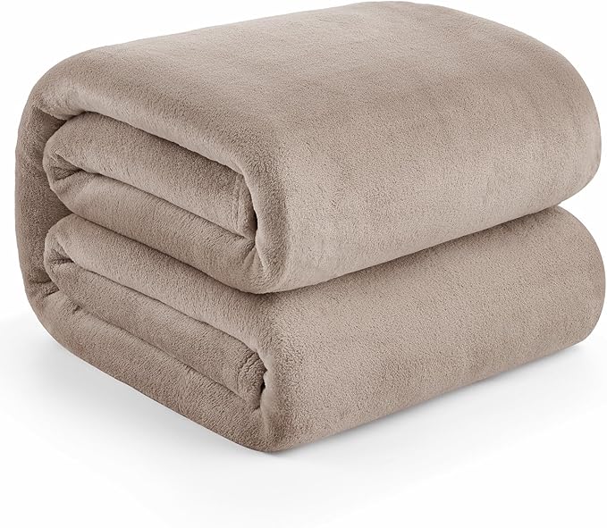 Hansleep Throw XL Mocha Brown Fleece Blanket, Soft Flannel Bed Blanket | Fuzzy Cozy Blanket 50x70 Inches, Multi-use for Bed, Sofa, Couch, Travel, Camping, All Season Warm Lightweight Cover