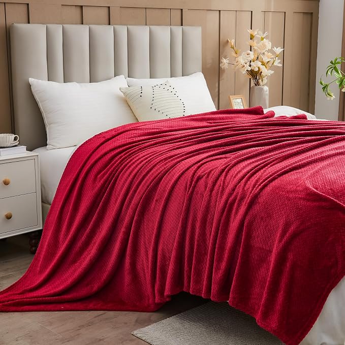 NEWCOSPLAY Fleece Leaves Pattern Twin Blanket, Red, 60"x80" | Super Soft Throw Blanket, Lightweight Cozy Bed Sofa Blanket, Premium Silky Flannel Fleece, Travel Blanket for All Season Use