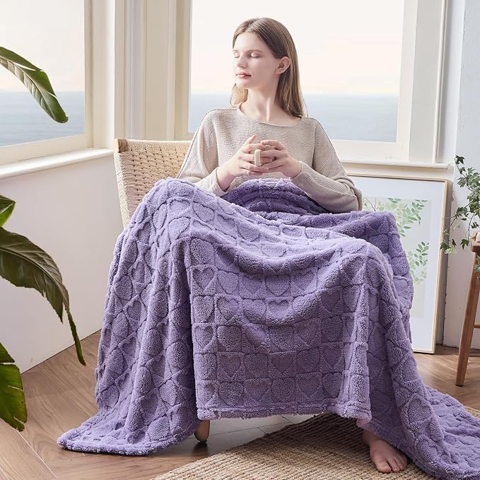 NEWCOSPLAY 3D Heart Checkered Flannel Throw Blanket, Lavender Love, 50"x70" | Super Soft Cute Lightweight Decorative Premium Silky Fleece Blanket for Couch Sofa Bed, Gift for Women Men, All Season Use