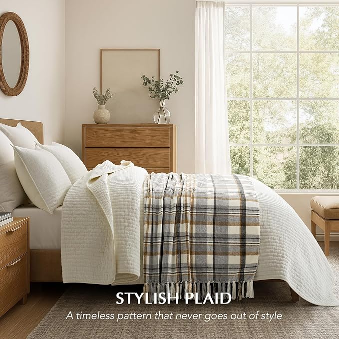 Plaid Chenille Knit Throw Blanket, 60"x80", Grey & Beige | Super Soft Knitted Throw with Tassels, Cozy, Decorative Farmhouse Plaid, Lightweight, Ideal for Couch Bed Gift Home Decor