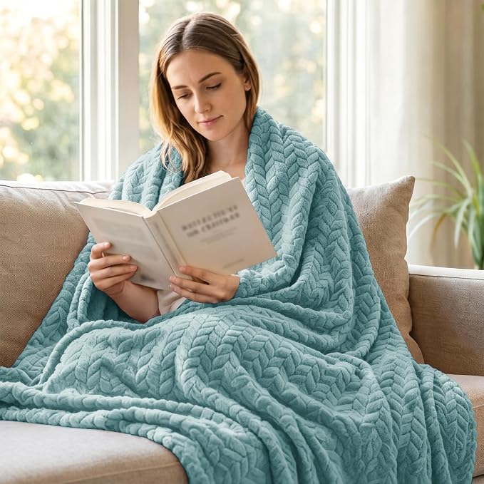 Exclusivo Mezcla Fleece Throw Blanket for Couch Sofa, 50”x70”, Celadon | Oversized Soft Cozy Fluffy Blankets for Summer, Decorative Plush Flannel Throws for Living room, Bedroom with Leaves Pattern