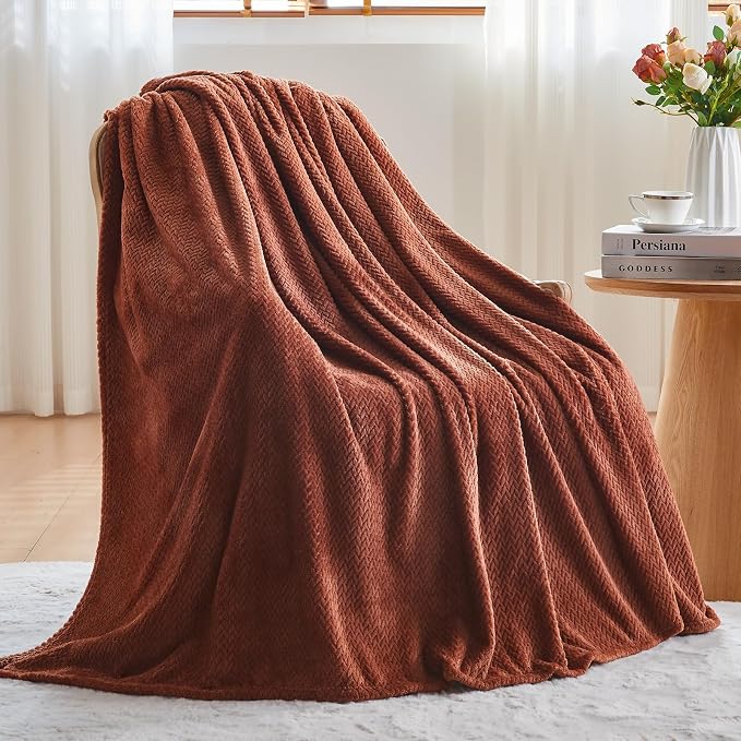 NEWCOSPLAY Fleece Leaves Pattern Twin Blanket, Coffee, 60"x80" | Super Soft Throw Blanket, Lightweight Cozy Bed Sofa Blanket, Premium Silky Flannel Fleece, Travel Blanket for All Season Use