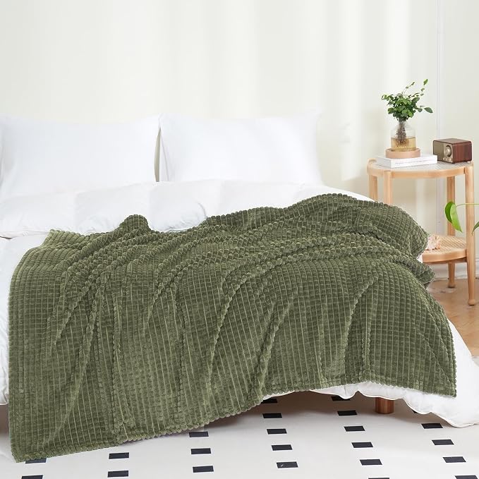 Puncuntex Fleece Throw Blanket Olive Green 60"×80" with Square Grid Design | Super Soft Plush Cozy Flannel Throw Blanket Luxury for Couch Sofa Chair
