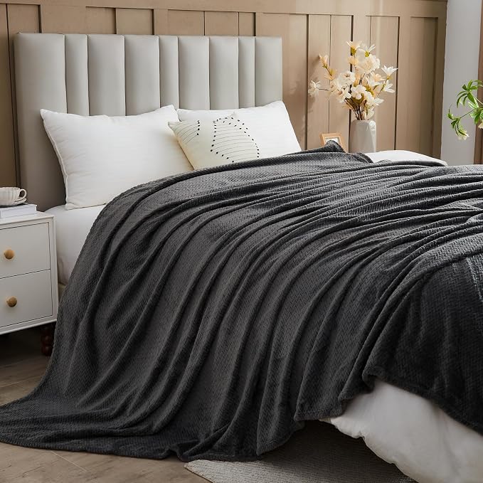 NEWCOSPLAY Fleece Leaves Pattern Twin Blanket, Dark Grey, 60"x80" | Super Soft Throw Blanket, Lightweight Cozy Bed Sofa Blanket, Premium Silky Flannel Fleece, Travel Blanket for All Season Use
