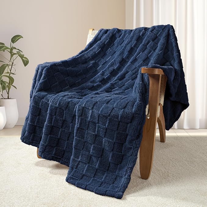Exclusivo Mezcla 3D Checkered Fleece Throw Blanket for Couch, Navy Blue | Super Soft and Cozy Fluffy Throw, Lightweight and Breathable, Cute Fuzzy Blanket for Sofa, Home Decor, All Season, 50"x60"