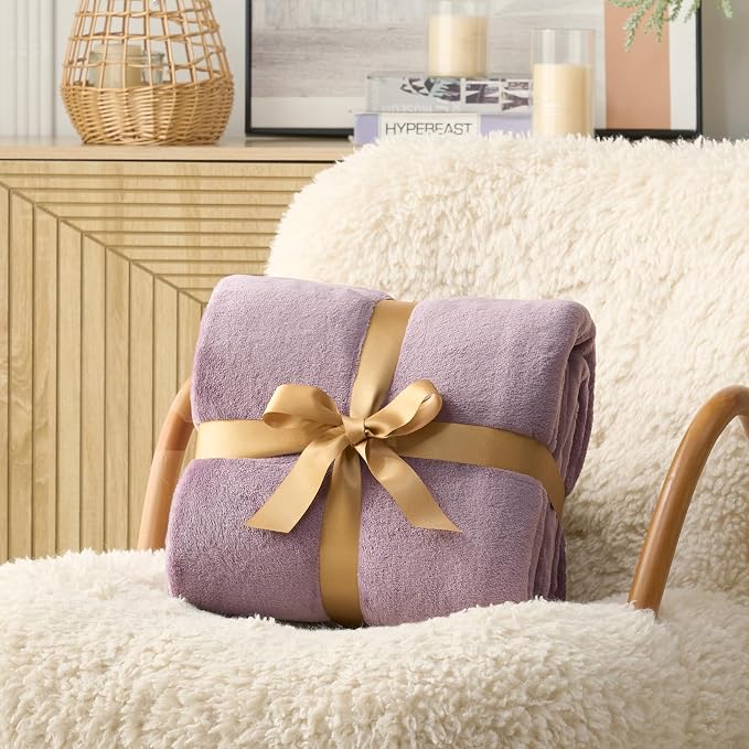 Hansleep Queen Fog Purple Fleece Blanket, Soft Flannel Bed Blanket | Fuzzy Cozy Blanket 90x90 Inches, Multi-use for Bed, Sofa, Couch, Travel, Camping, All Season Warm Lightweight Cover