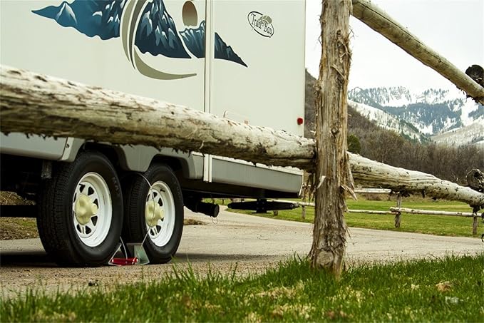 Fastway ONESTEP Wheel Chock for Tandem Axle Trailers and RVs-16 Inches to 24 Inches Long-Qty 1