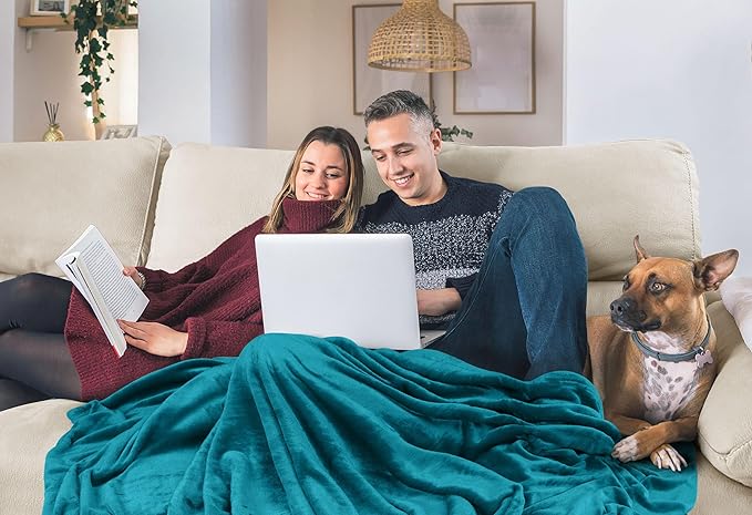 Utopia Bedding Soft Fleece Bed Blanket Full Size Turquoise (90x84 Inch) | Microfiber Plush Warm Lightweight Breathable Cozy Blanket Anti-Static, All Season Use, Gift for Women and Men