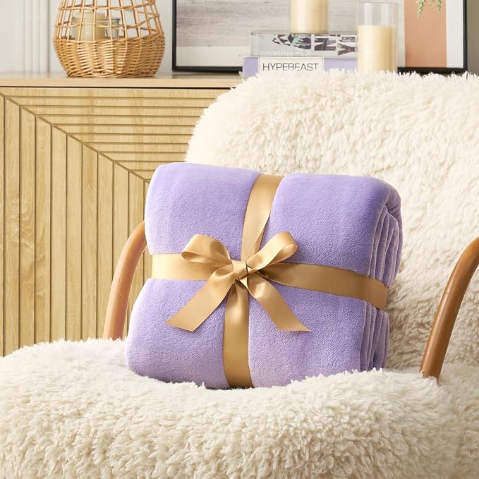 Hansleep Throw Light Purple Fleece Blanket, Soft Flannel Bed Blanket | Fuzzy Cozy Blanket 50x60 Inches, Multi-use for Bed, Sofa, Couch, Travel, Camping, All Season Warm Lightweight Cover