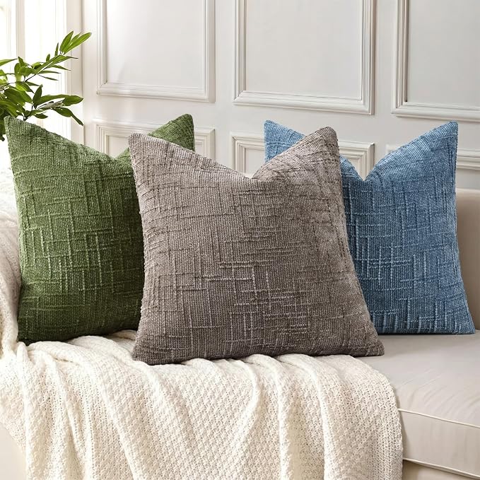decorUhome Textured Chenille Throw Pillow Covers 20x20 Set of 2 Olive Green | Fall Modern Farmhouse Soft Cozy Slubby Couch Pillow Cases Boho Decorative Pillow Cases for Bed Sofa Living Room Home Decor