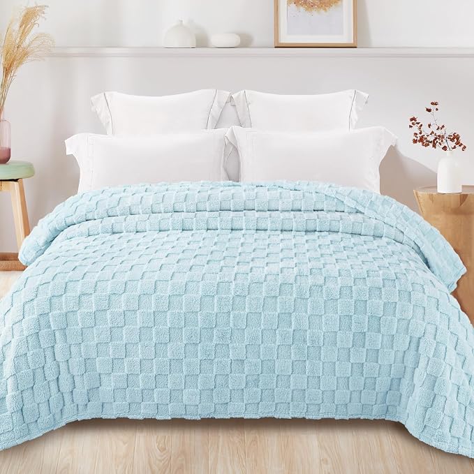 Exclusivo Mezcla 3D Checkered Fleece Twin Blanket for Bed, LCE Blue | Super Soft and Cozy Fluffy Bed Blanket, Cute Fuzzy Blanket for Teens Back to School, Dorm Essentials, All Season, 60"x80"
