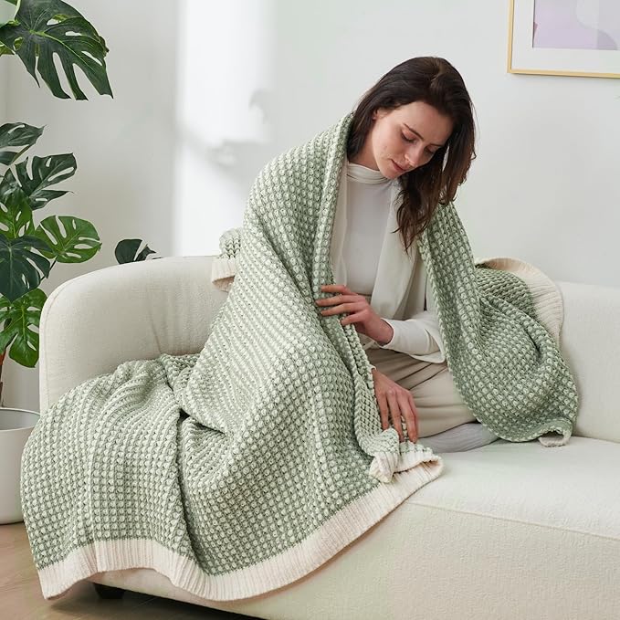 Knit Throw Blanket, Soft Chenille Cozy Breathable Pineapple Chunky Decorative Blanket for Couch, Bed & Sofa, French-Inspired Lightweight Warm Gift for Women, Sage Green, 60"x80"