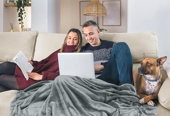 Utopia Bedding Soft Fleece Bed Blanket Twin Size Ash Grey (60x80 Inch) | Microfiber Plush Warm Lightweight Breathable Cozy Blanket Anti-Static, All Season Use, Gift for Women and Men