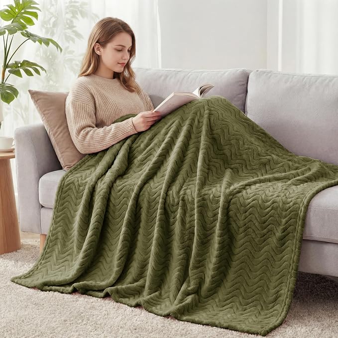Exclusivo Mezcla Soft Fleece Blanket Twin Size for Bed, Sofa, Olive Green | 90"x66" Breathable Lightweight Flannel Blanket for Summer, Plush Cozy Jacquard Wave for Home Decor