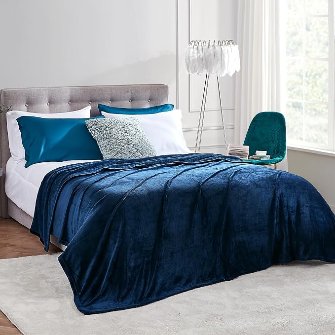 Hansleep Twin Navy Blue Fleece Blanket, Soft Flannel Bed Blanket | Fuzzy Cozy Blanket 60x80 Inches, Multi-use for Bed, Sofa, Couch, Travel, Camping, All Season Warm Lightweight Cover