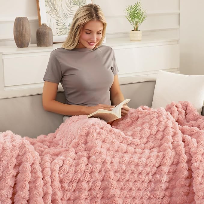 Whale Flotilla Soft Fleece Queen Size Bed Blanket Luxury 3D Jacquard, Pink | Lightweight Breathable Coverlet Bedspread for All Seasons, Super Cozy Plush Fluffy Fuzzy Decorative Blanket for Bed, 90"x90"